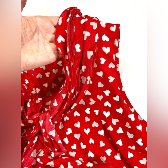 Blouse Red and White Love Hearts Valentines festive top - Picture 14 of 16